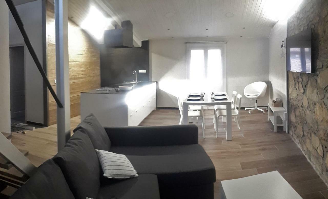 Cal Dalmau Apartaments Atic Pardines Buitenkant foto